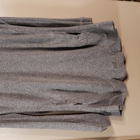 Long Soft Sweater - Picture 4 of 6